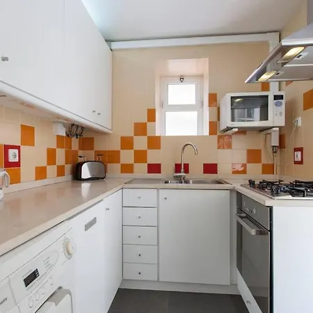 Apartment Guestready - St. George Castle Apartment Lisbon